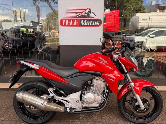 HONDA CB 300R 